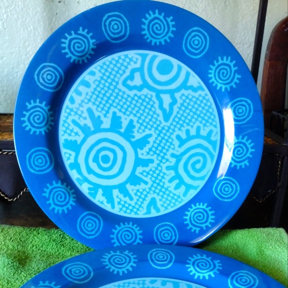 Set of 4 Melamine Plates